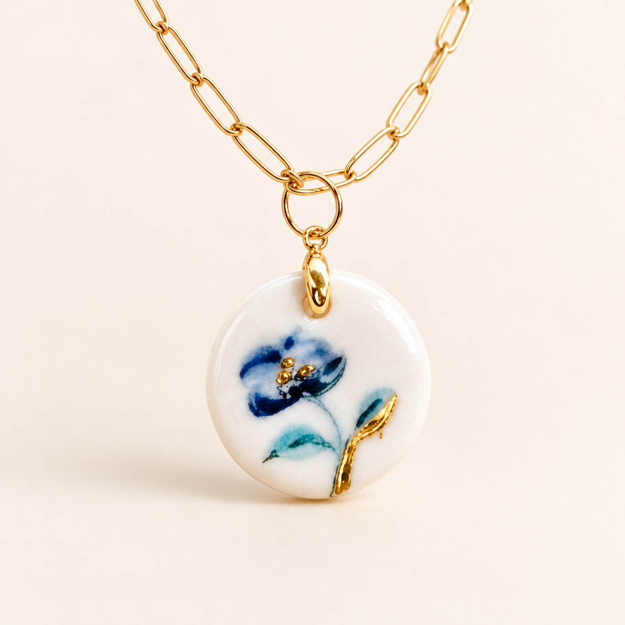 Delft Blue Floral Porcelain Pendant Necklace – 22K Gold